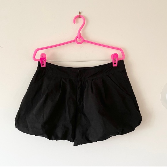 🖤Black Balloon Shorts - Picture 5 of 6